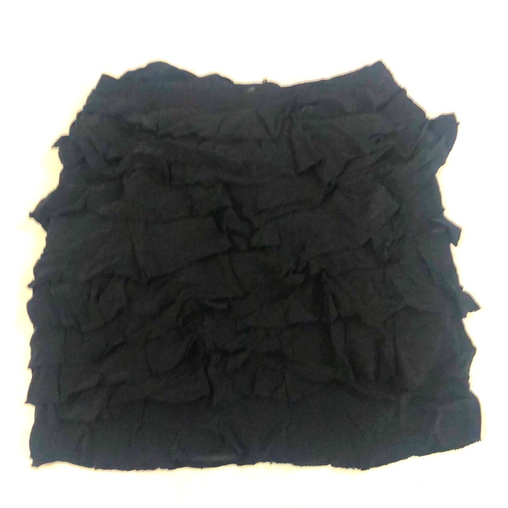 Club Monaco 10 Skirt Black Silk Ruffle Short Zipper Back Excellent Condition